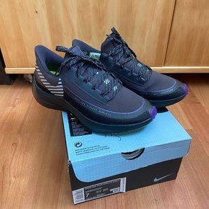 Nike zoom winflow 6 shield NWT